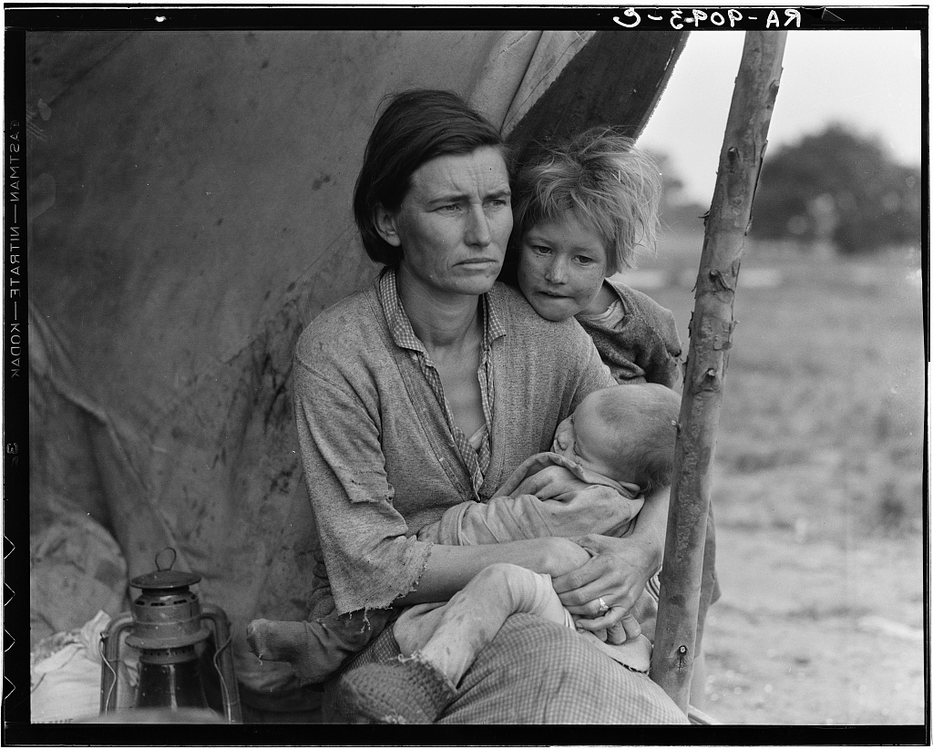 Des mots scènes : migrant⋅es, exilé⋅es, réfugié⋅es, arrivant⋅es, apatrides